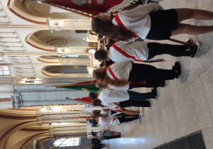 Uczniowie klasy 7a podczas Mszy Świętej ku czci Św. Stanisława Kostki